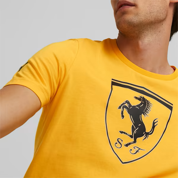 Scuderia Ferrari, Men's Team T-Shirt, F1 apparel, formula 1 merch, racegear, F! shirt takealot, takealot.com, brand clothing, shirts, online store, fanwear, fanware, ferrari 2023 clothes, 2023 f1 merch, mens shirt formula 1, f1 white shirt, 2023 f1 men shirt white