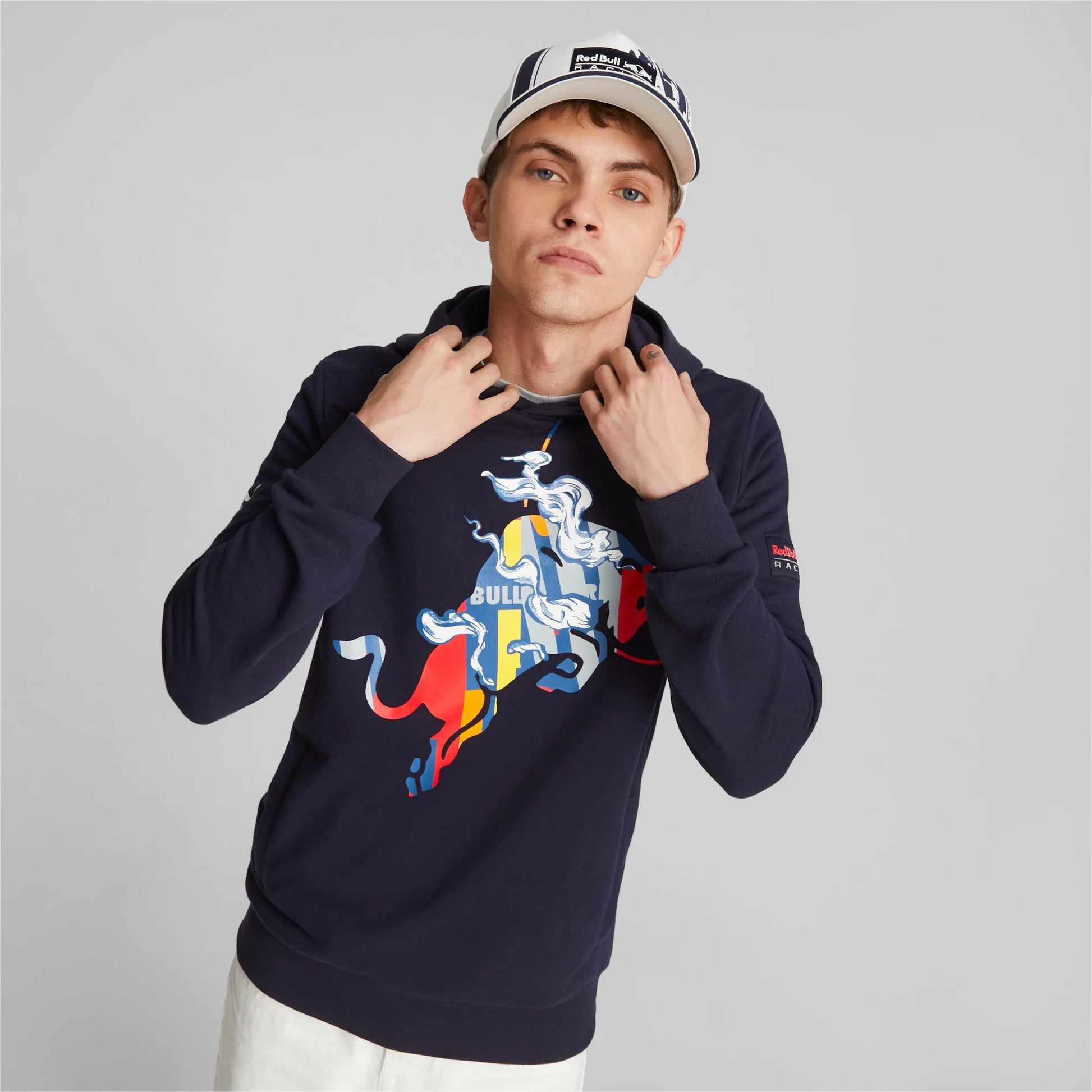 Red Bull Racing Bull Logo Hoodie, F1 hoodie, formula redbull hoodie, F1  jersey, Redbull jersey, F1 2023 collection, racegear, mens clothing, online store, online store clothing, Formula 1 apparel, Formula 1 clothes, redbull, boy clothes, takealot formula 1 hoodie, takealot clothes, brand clothes